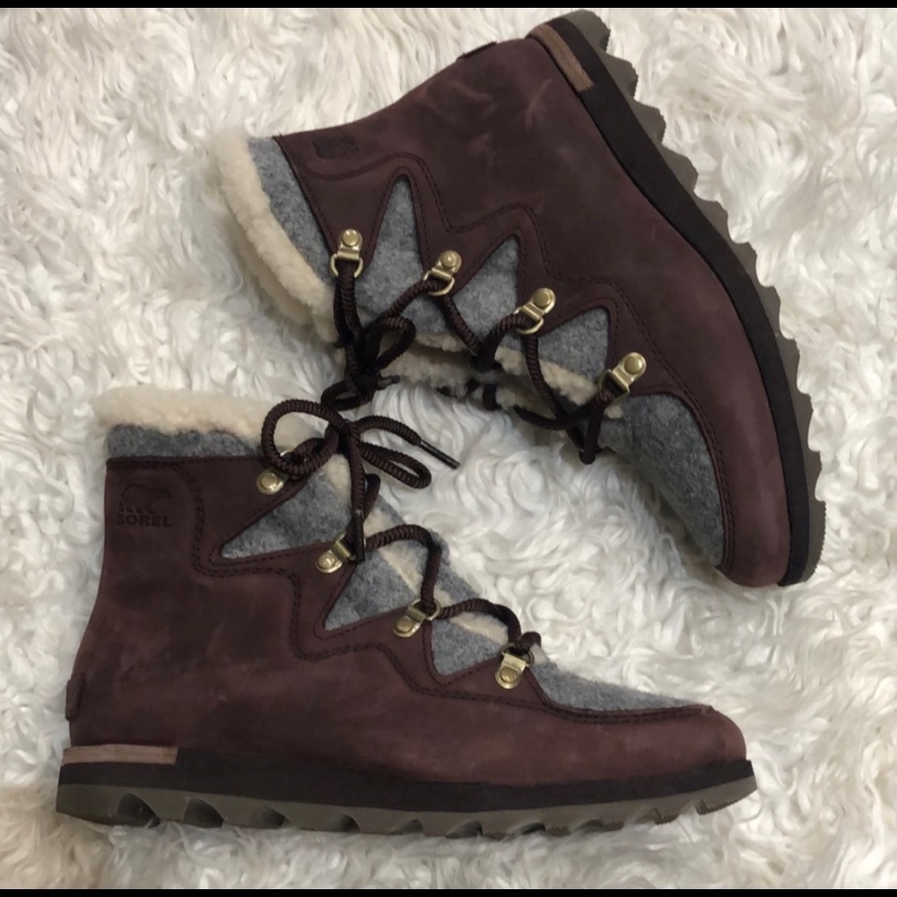Sorel Sneakchic Alpine Boot